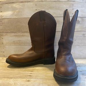 Men’s leather Guide Gear boots